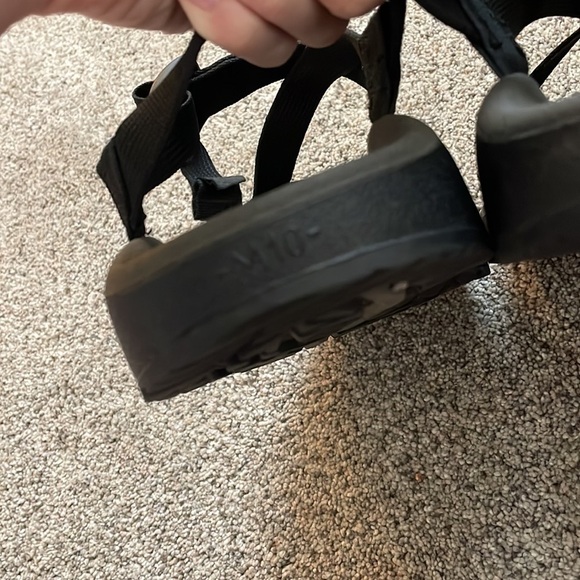 Chacos black M10 - Picture 3 of 4